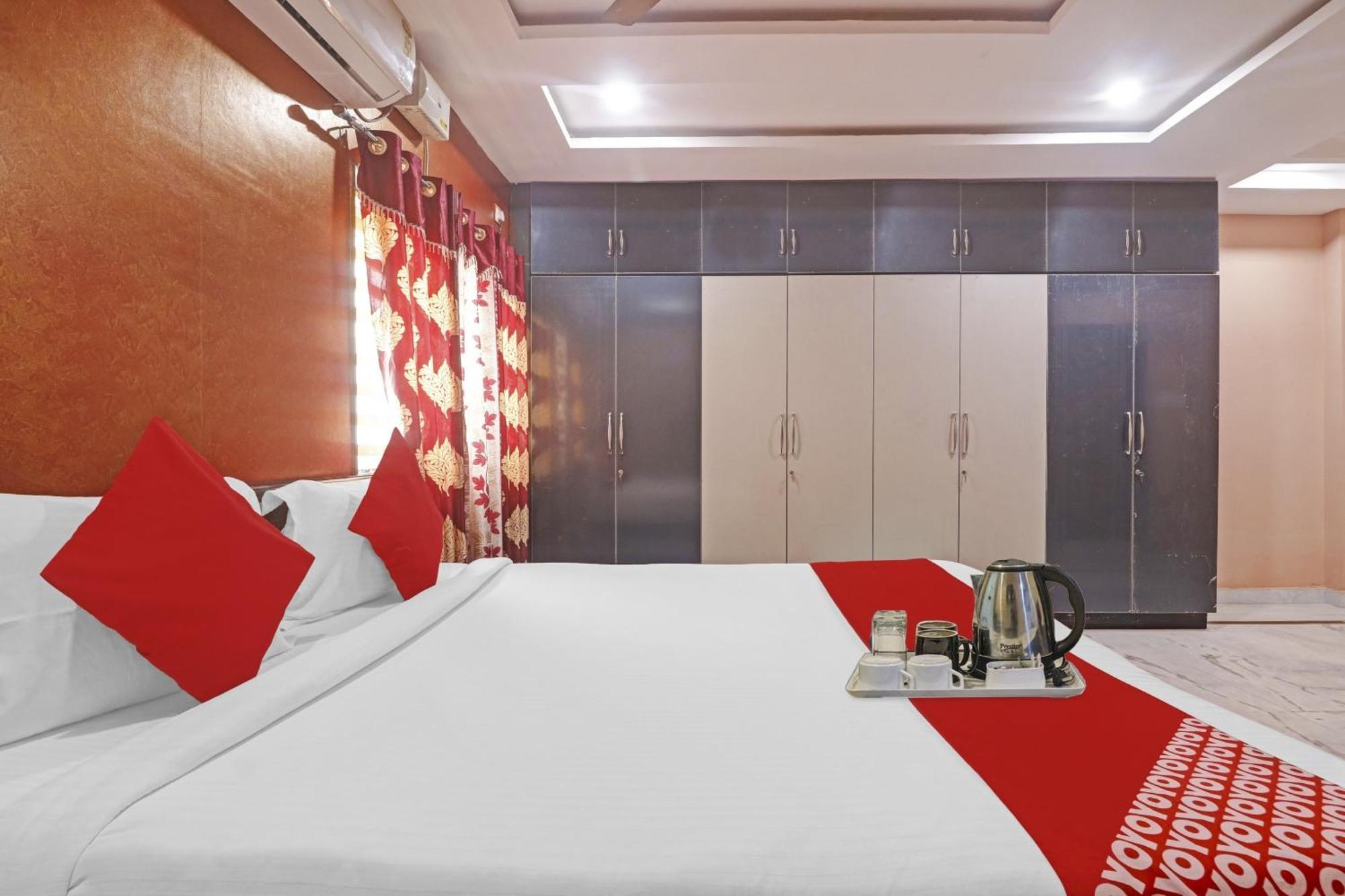 Hotel O Royal Stay Near Mantra Mall Haidar Sahibguda Экстерьер фото