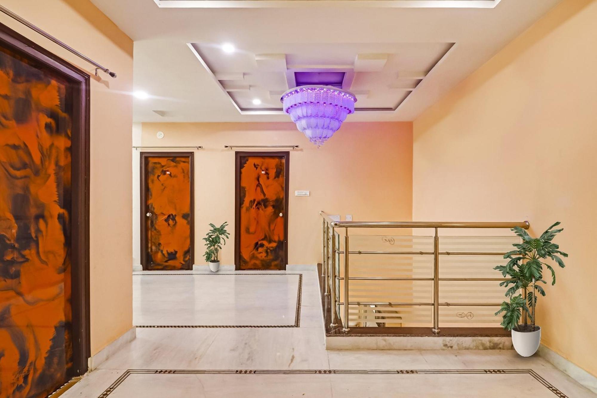 Hotel O Royal Stay Near Mantra Mall Haidar Sahibguda Экстерьер фото