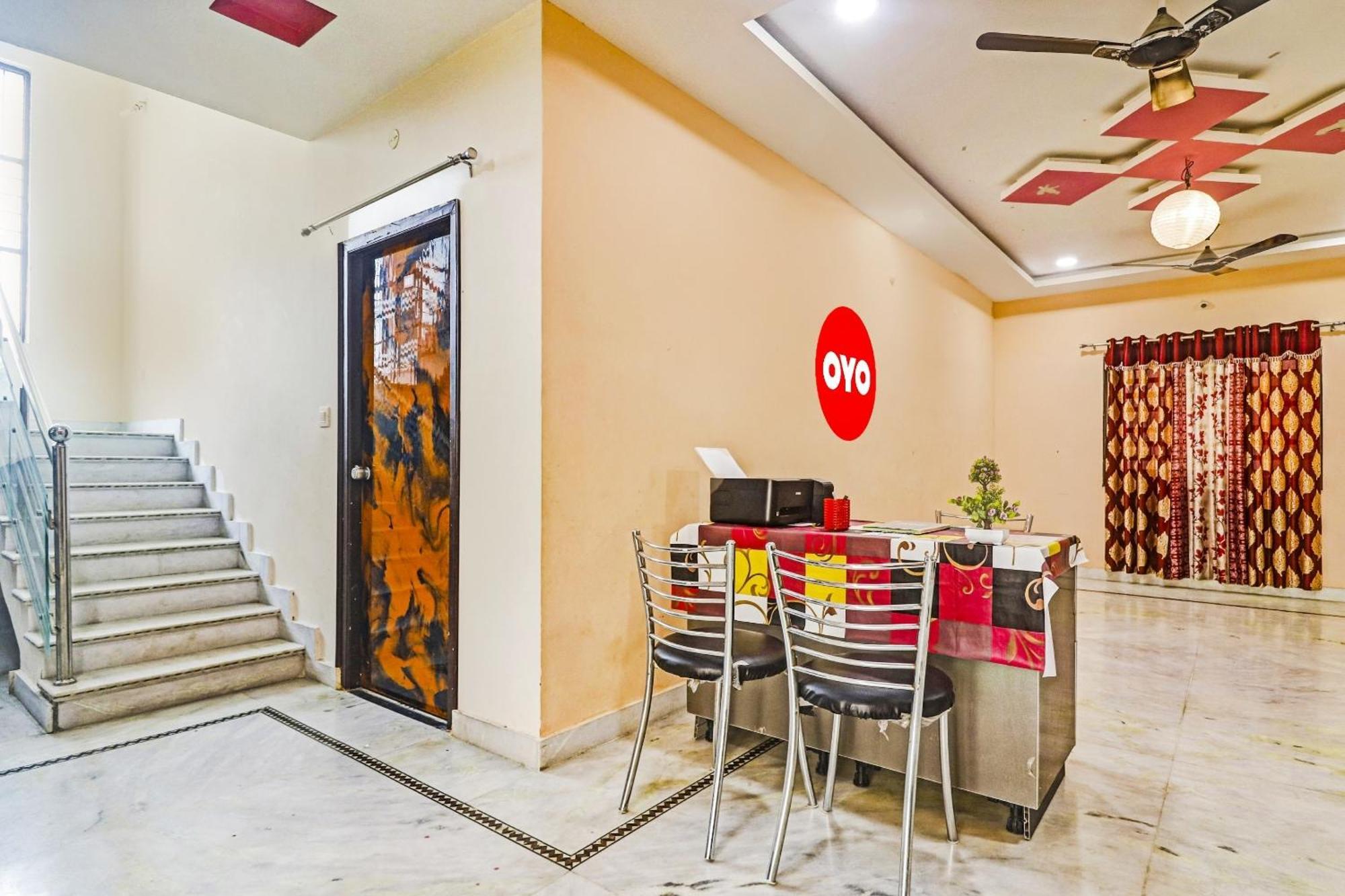 Hotel O Royal Stay Near Mantra Mall Haidar Sahibguda Экстерьер фото